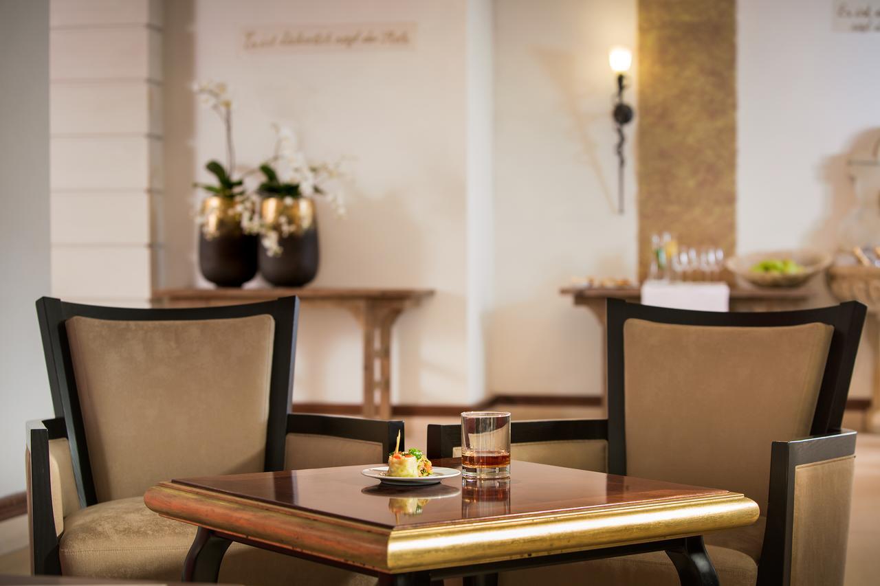 Hotel-Restaurant Distlerhof Leinburg Eksteriør bilde